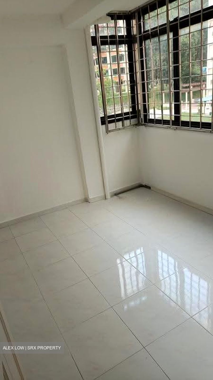 Blk 102 Crescent View (Queenstown), HDB 3 Rooms #638622711